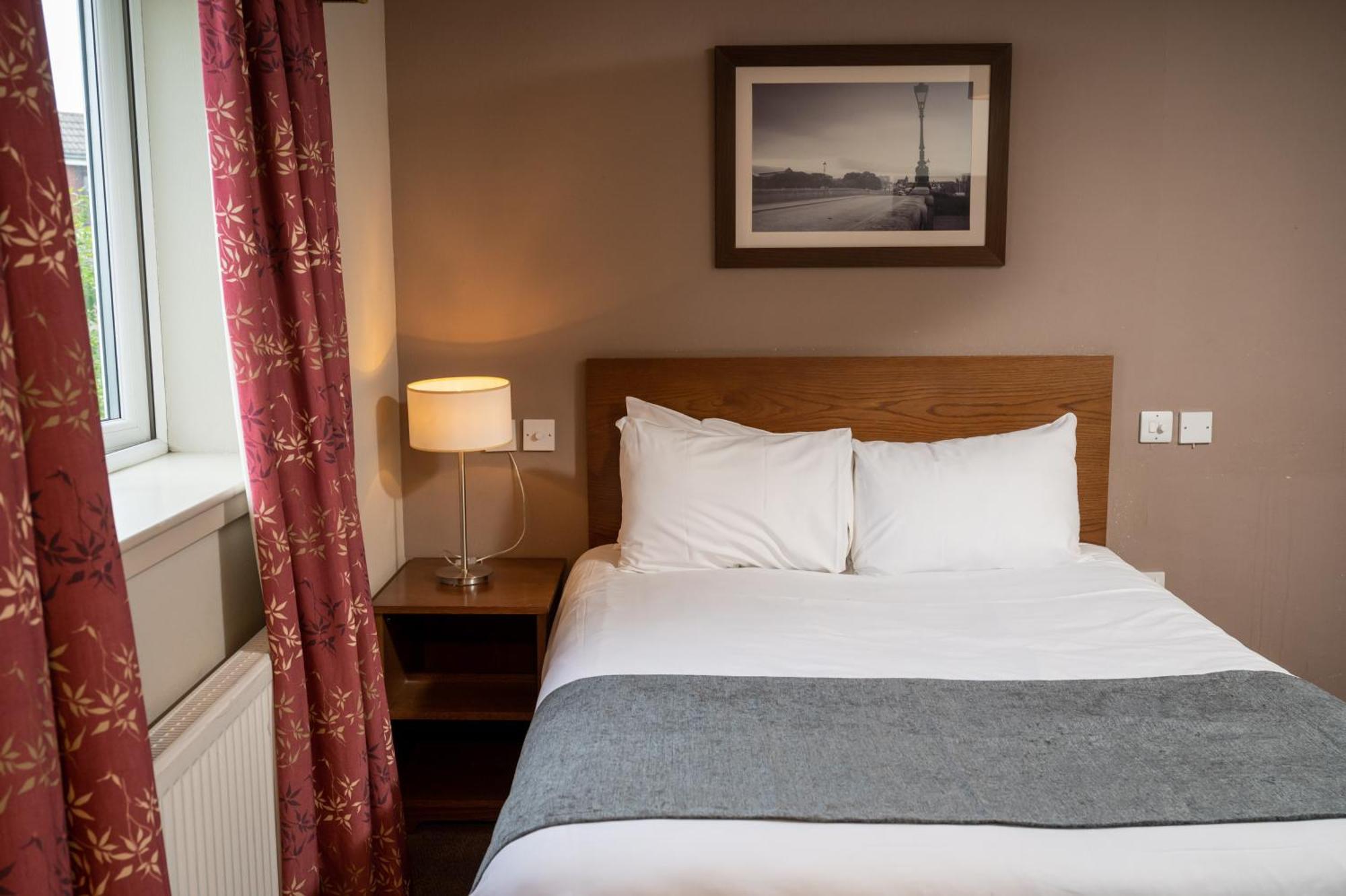 Wellington Hotel By Greene King Inns アバディーン エクステリア 写真